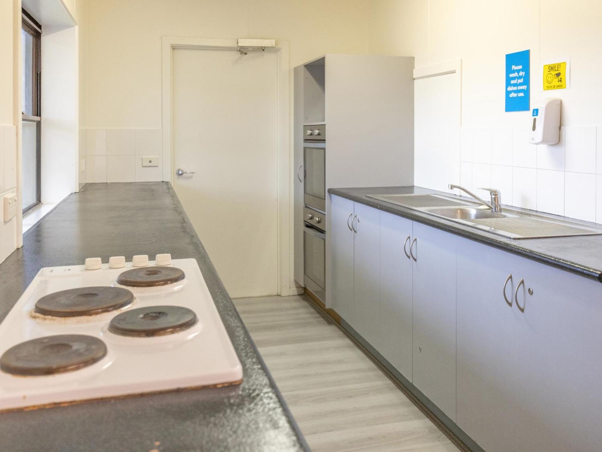 Nrma Warrnambool Riverside Holiday Park Екстер'єр фото