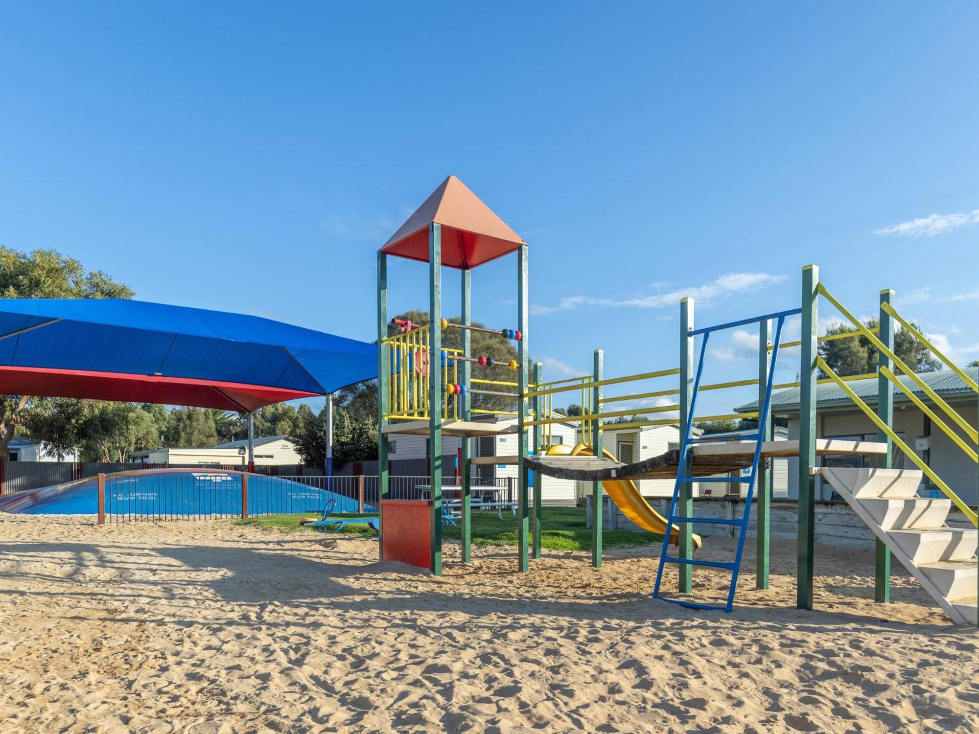 Nrma Warrnambool Riverside Holiday Park Екстер'єр фото