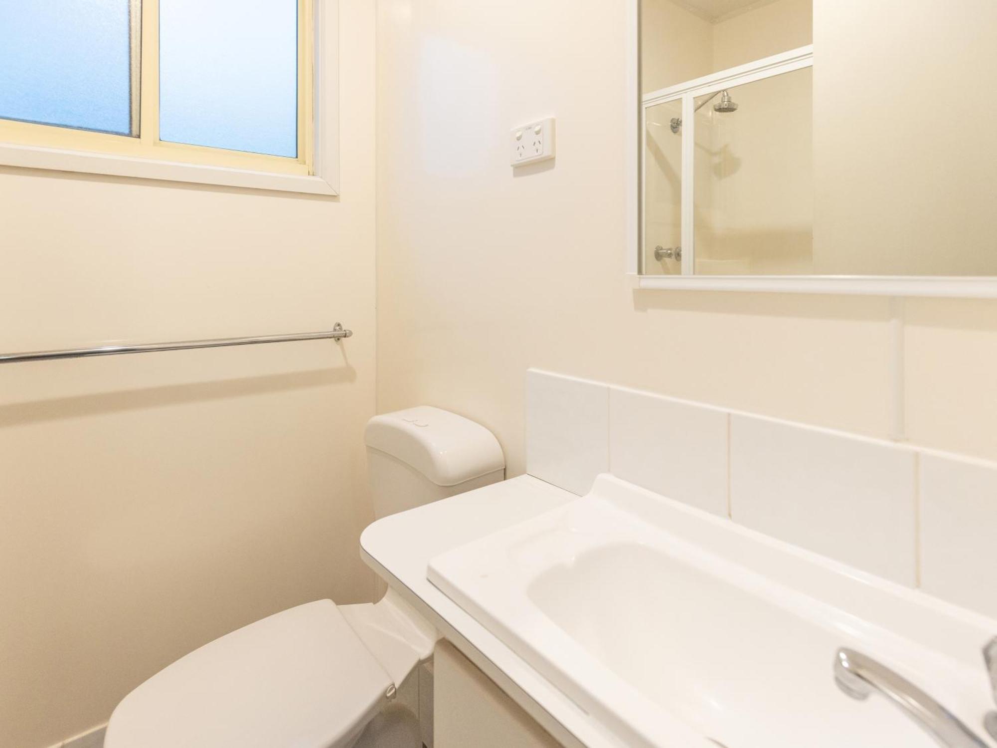Nrma Warrnambool Riverside Holiday Park Номер фото
