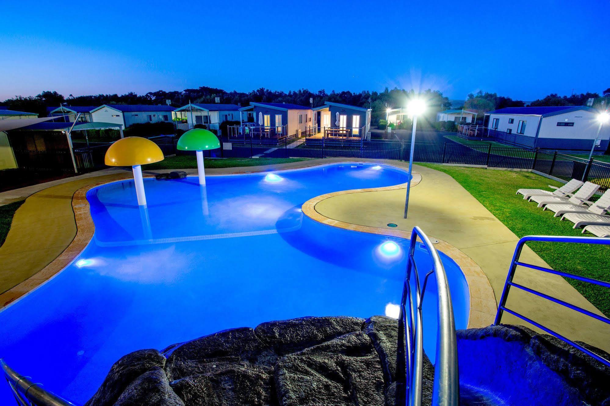 Nrma Warrnambool Riverside Holiday Park Екстер'єр фото