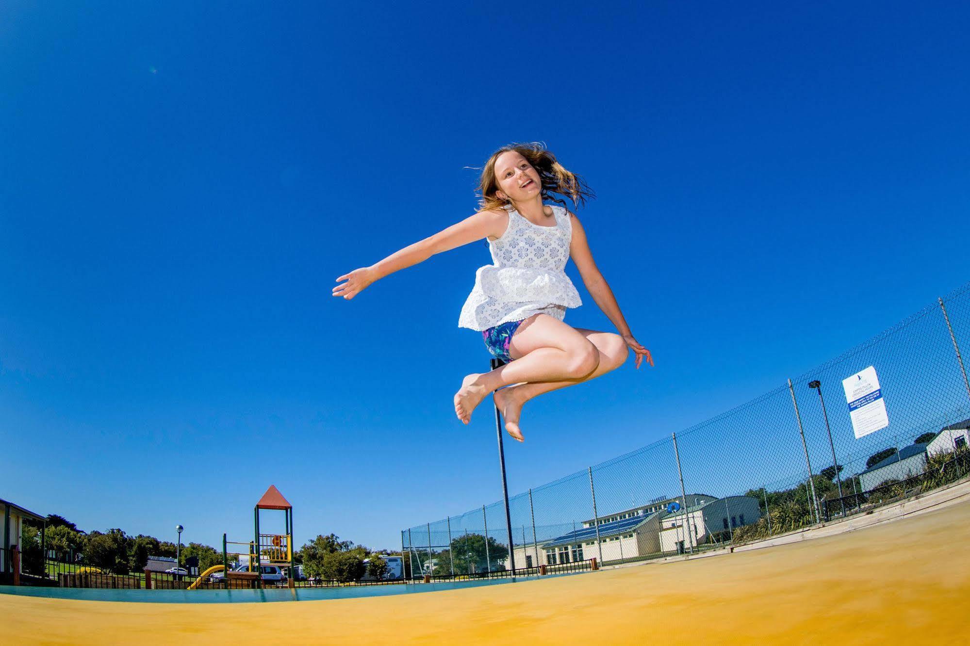 Nrma Warrnambool Riverside Holiday Park Екстер'єр фото