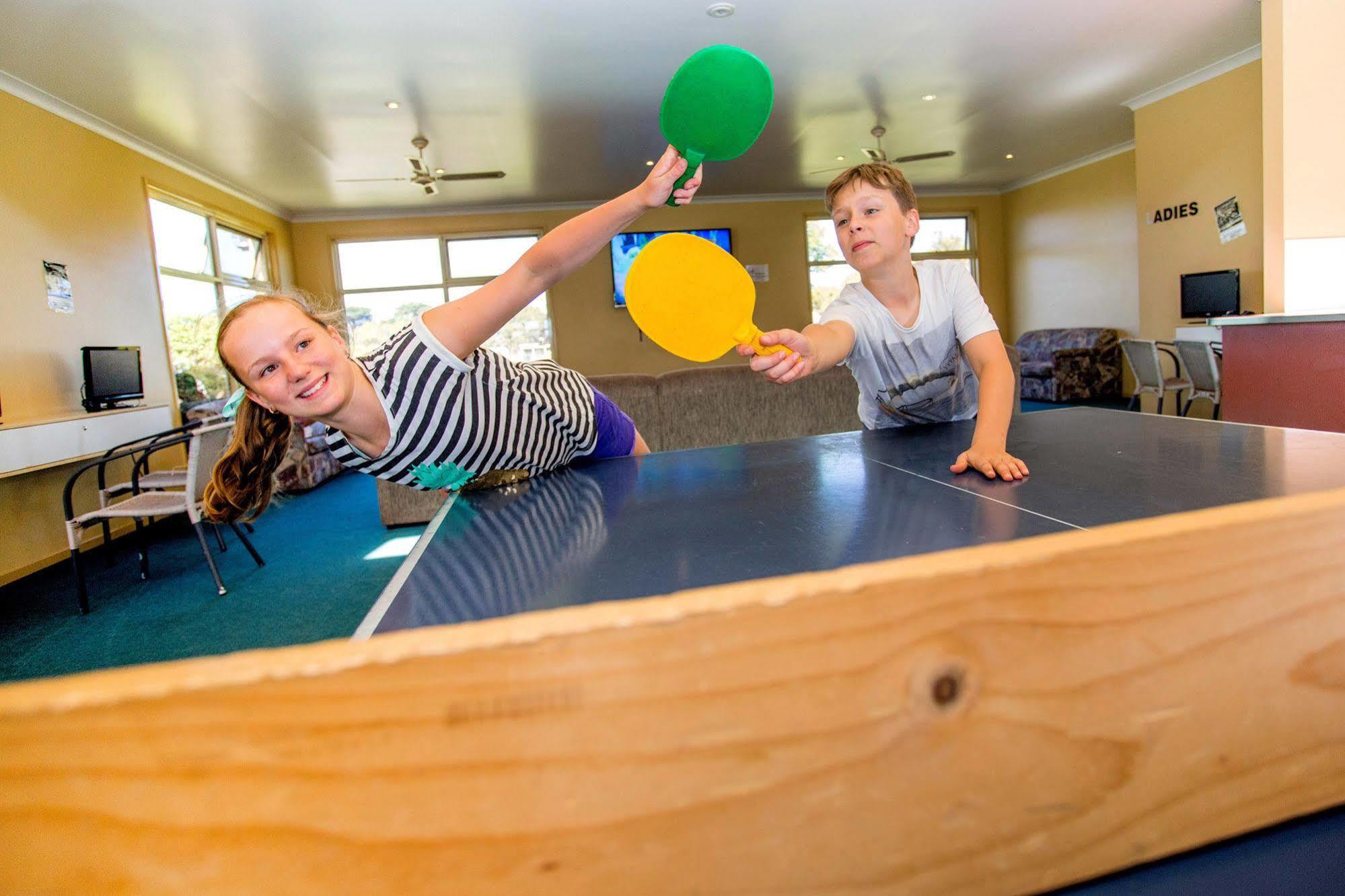 Nrma Warrnambool Riverside Holiday Park Екстер'єр фото